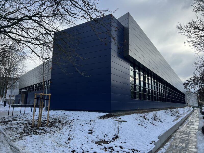 Dreifeldsporthalle